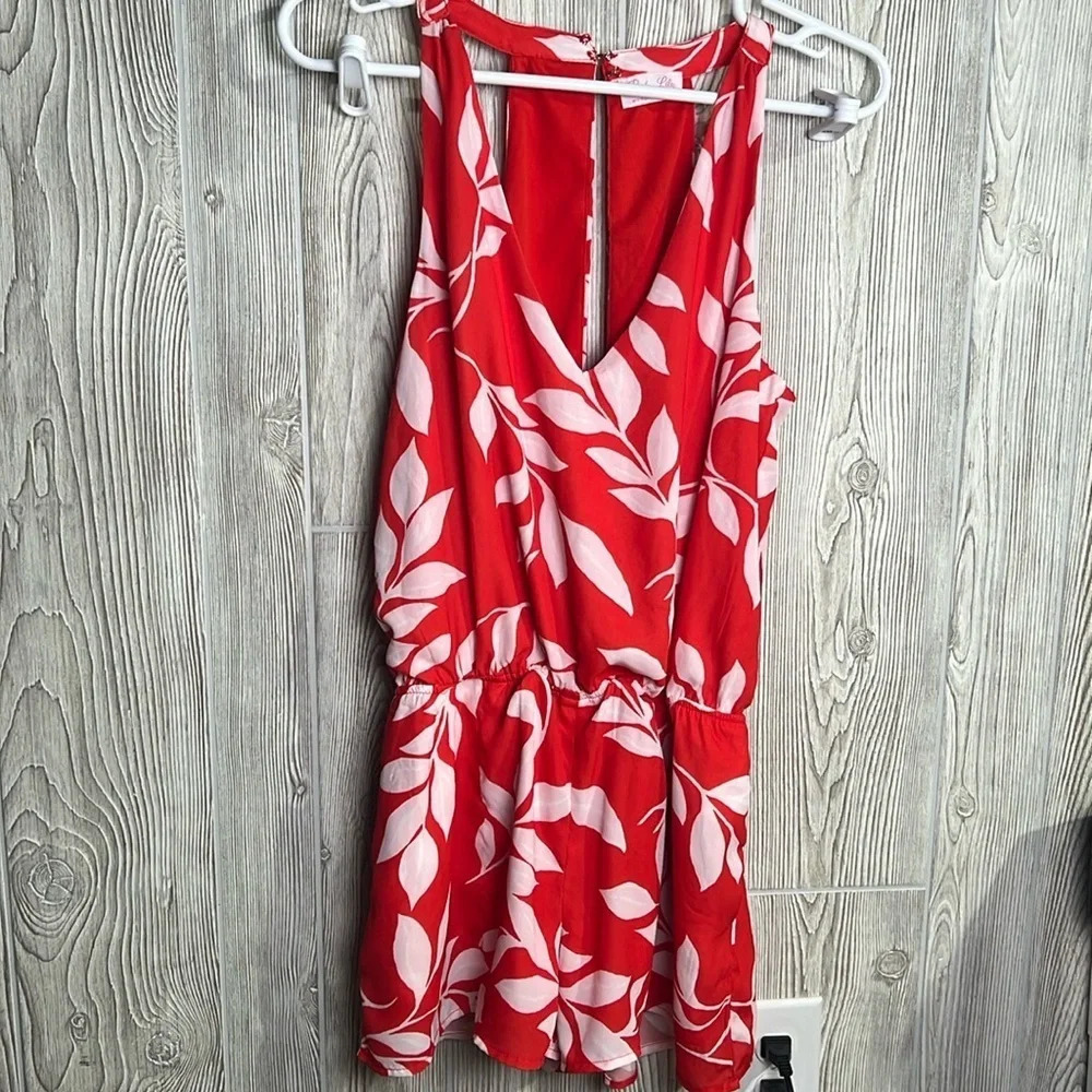 Women Pink Lily Romper Shorts Red Open Back Size Large